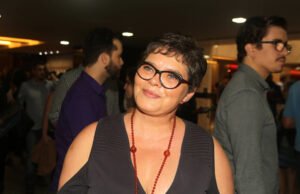 Cintia Abravanel conta que cresceu longe de Silvio Santos – 20/04/2023 – Celebridades