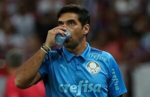 “Vou ver de casa, tomando água com gás“; veja