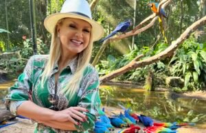 Eliana protesta contra tráfico de animais silvestres