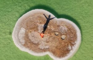 Eliana visita local em que Jesus foi crucificado e chora: “Fé renovada”