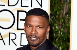 Jamie Foxx atualiza estado de saúde e fala sobre internação de 3 meses