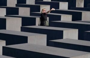 Por que tantos turistas estão fazendo coisas absurdas? – 26/08/2023 – Turismo