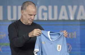 Uruguai de Marcelo Bielsa quebra tabus históricos em bom início nas Eliminatórias