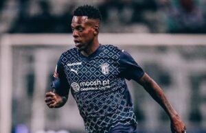 Corinthians tem negociação avançada por lateral colombiano