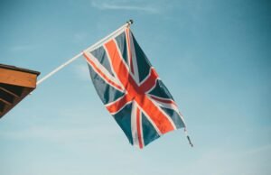 ETA: Reino Unido alerta brasileiros sobre golpe envolvendo nova autorização de viagem e dá dicas para identificar fraude | Turismo e Viagem