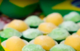 Brigadeiros de Milho e Limão