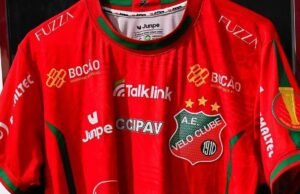 Clube do Paulistão comemora primeira viagem de avião em história centenária